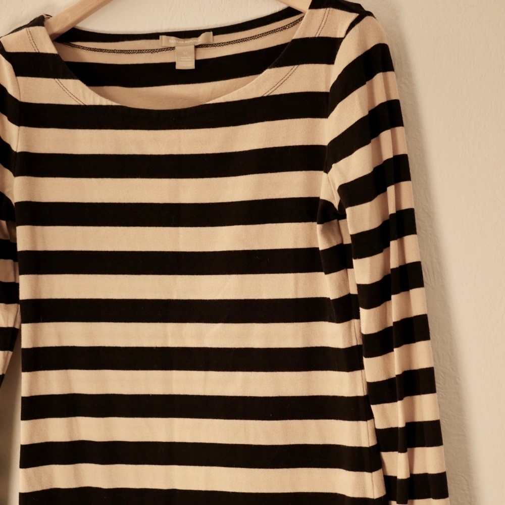 Banana republic cream and black striped shirt - Picture 3 of 4